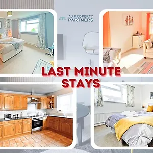  Holiday home Premium L Hill View L Last-minute Offer L L Aj L Perfect For Short Or Long L 4beds 4bedrooms